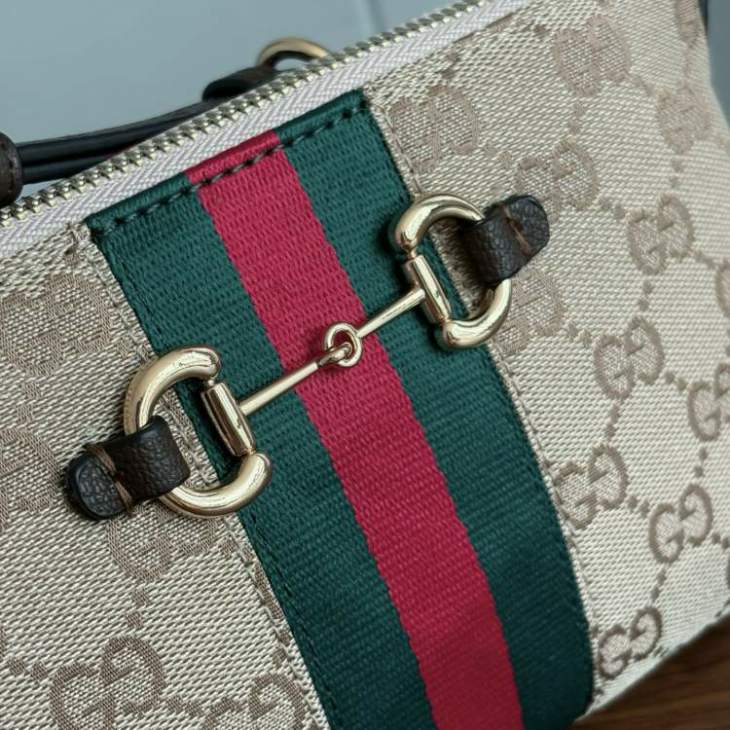 Picture of Gucci Handbags _SKUfw240694116fw